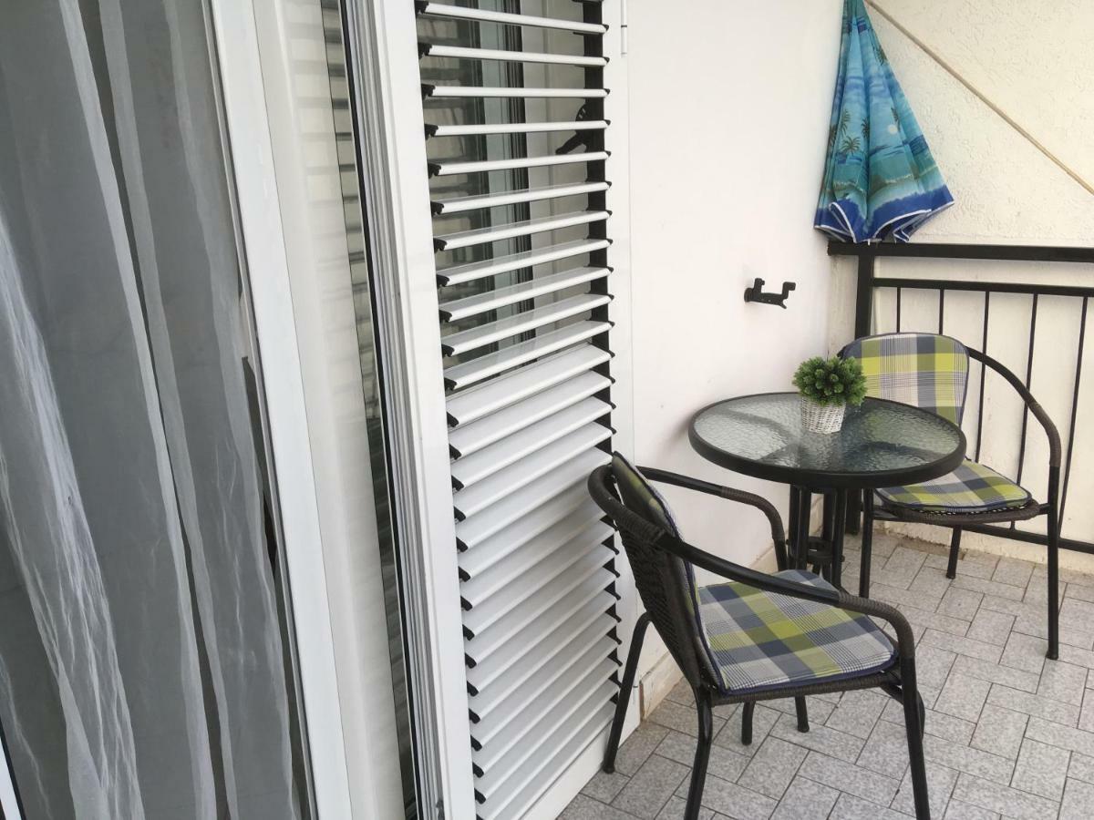 Nicholas Apartment ヘルツェグ・ノヴィ エクステリア 写真